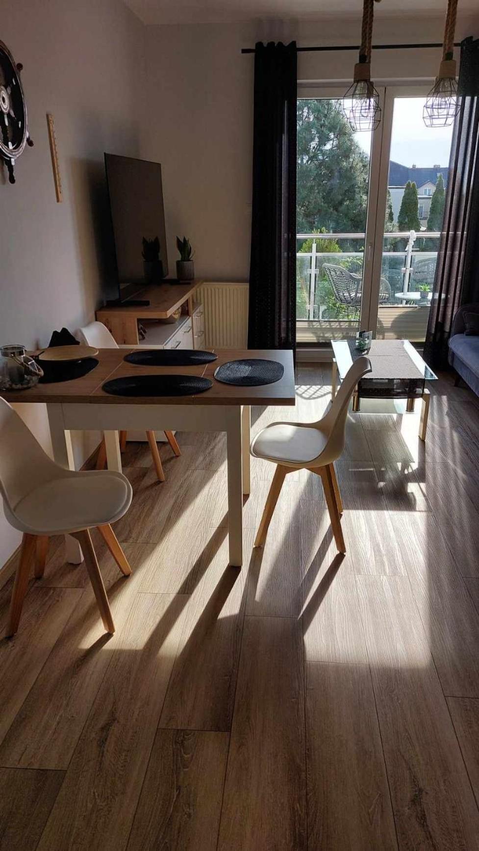 Apartment Morski 4 *